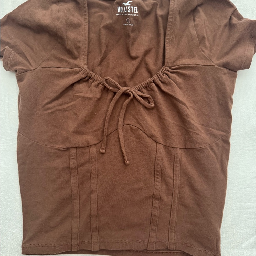 Hollister Brown Tie Front Crop Top